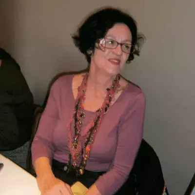 Geneviève, 72 ans, , Genève 3 enfants 4 petits-enfants